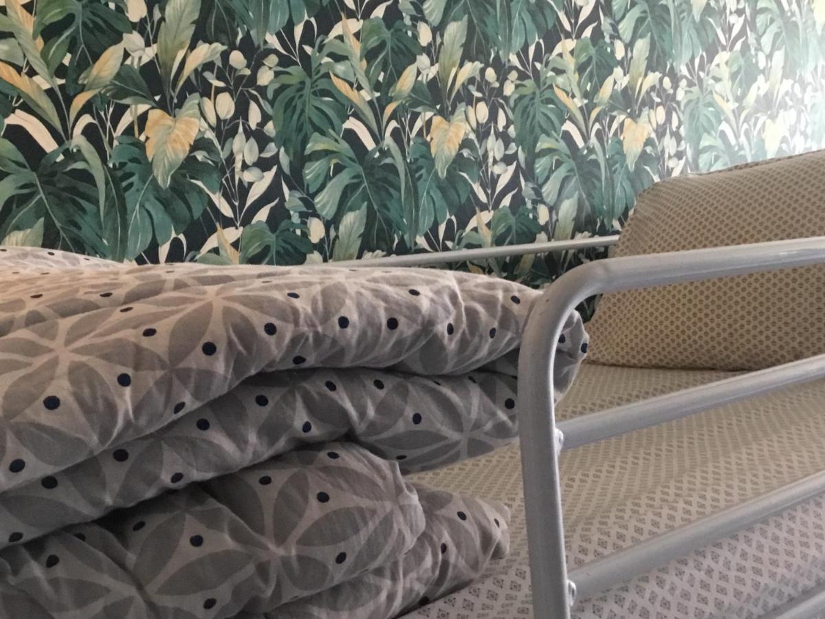Just For Sleep-Daily Stay 20H To 10H Apres Votre Arrivee Dans Le Batiment D'Entree, Contact I'Hote Via Le Message Ici De Reservation Pour L'Enregistrement I'Entree Dans La Propriete Sans I'Approbation Est Interdite-Resevation D'Un Tiers Est Inaccepta Bobigny Exterior foto